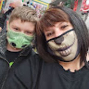 Meet your Posher, Julie